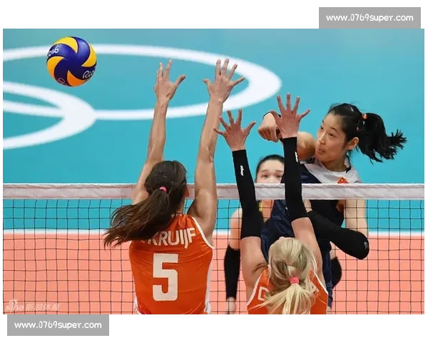 双姝闪耀！中国女篮女排双夺冠