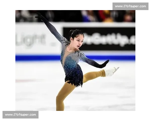 华裔新星 Milan Xing 闪耀全美青少年跳水赛 三金壮举刷新赛事纪录